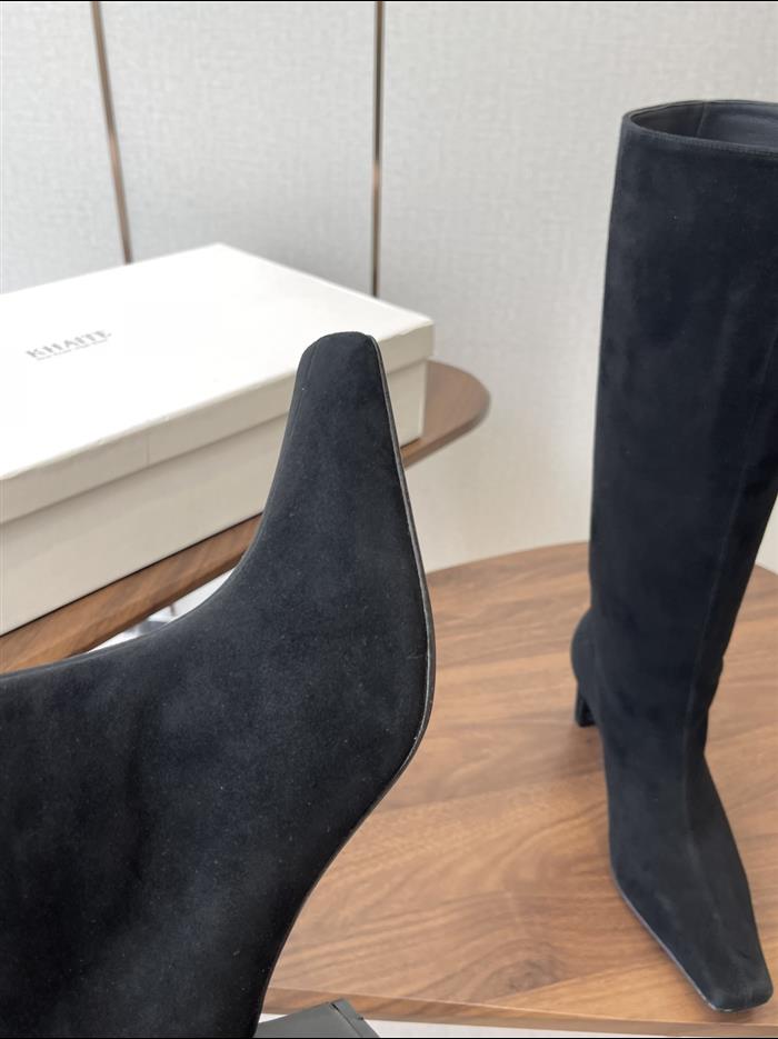 2025112817449515 480